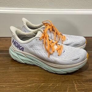 Hoka Clifton 8